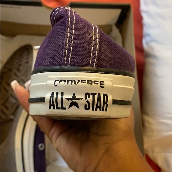 Purple converse - Picture 4 of 6
